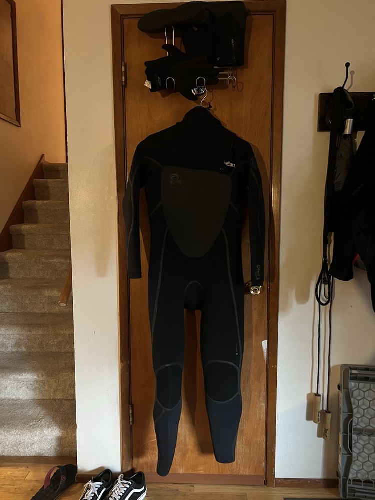 wetsuit men large