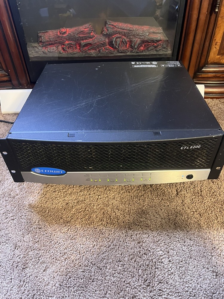 Crown CTS 8200 2 W/ Power Amp