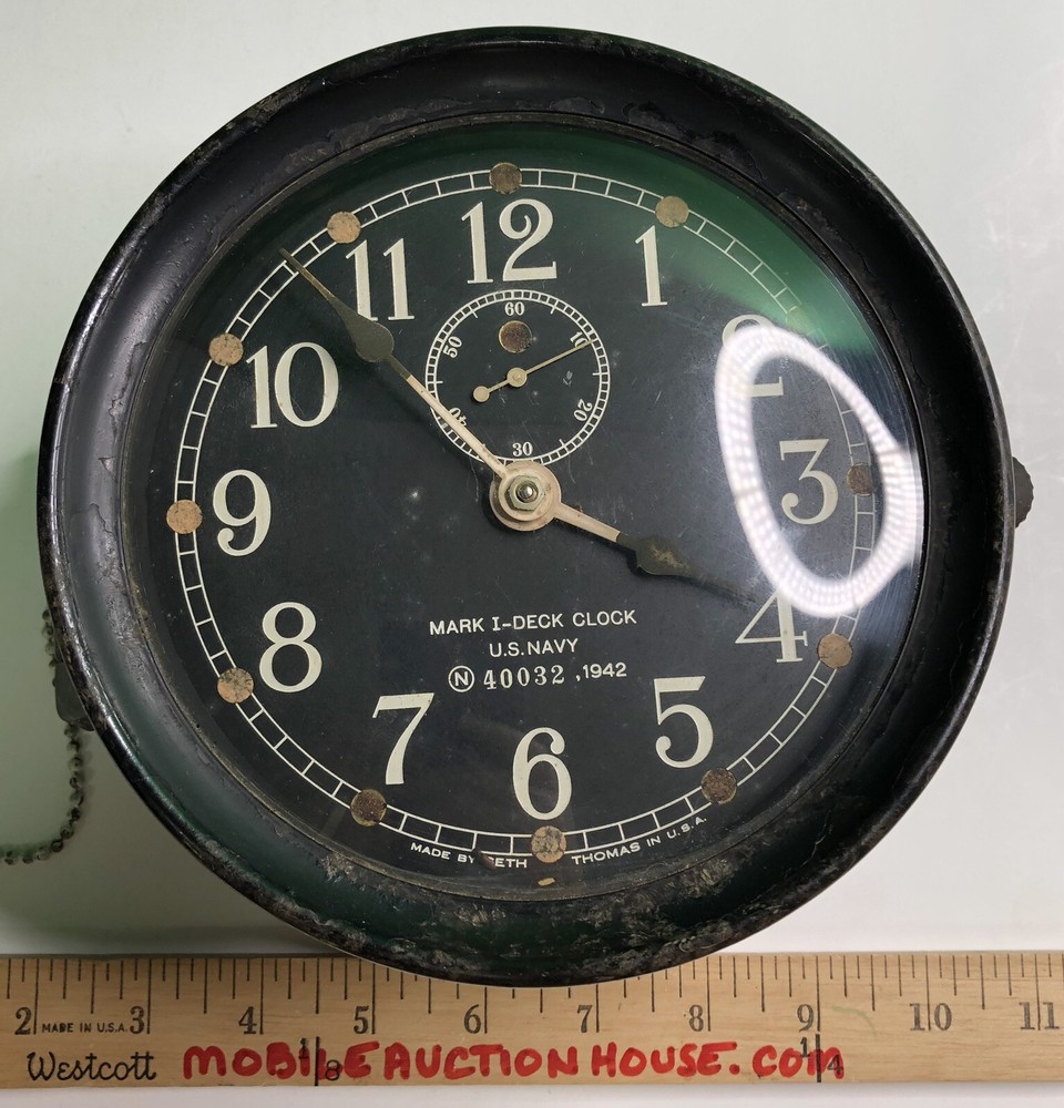 US Navy MARK I - DECK CLOCK 1942 Seth Thomas Bakelite Exterior