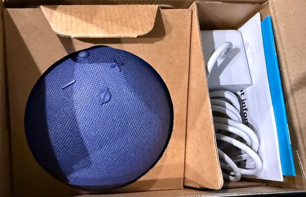 New Open Box Amazon Echo Dot 5th Gen Deep Sea Blue Smart Speaker WiFi/Bluetooth