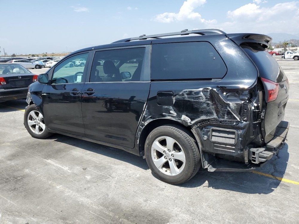 Used A/C Selector Switch fits: 2017 Toyota Sienna automatic temperature control