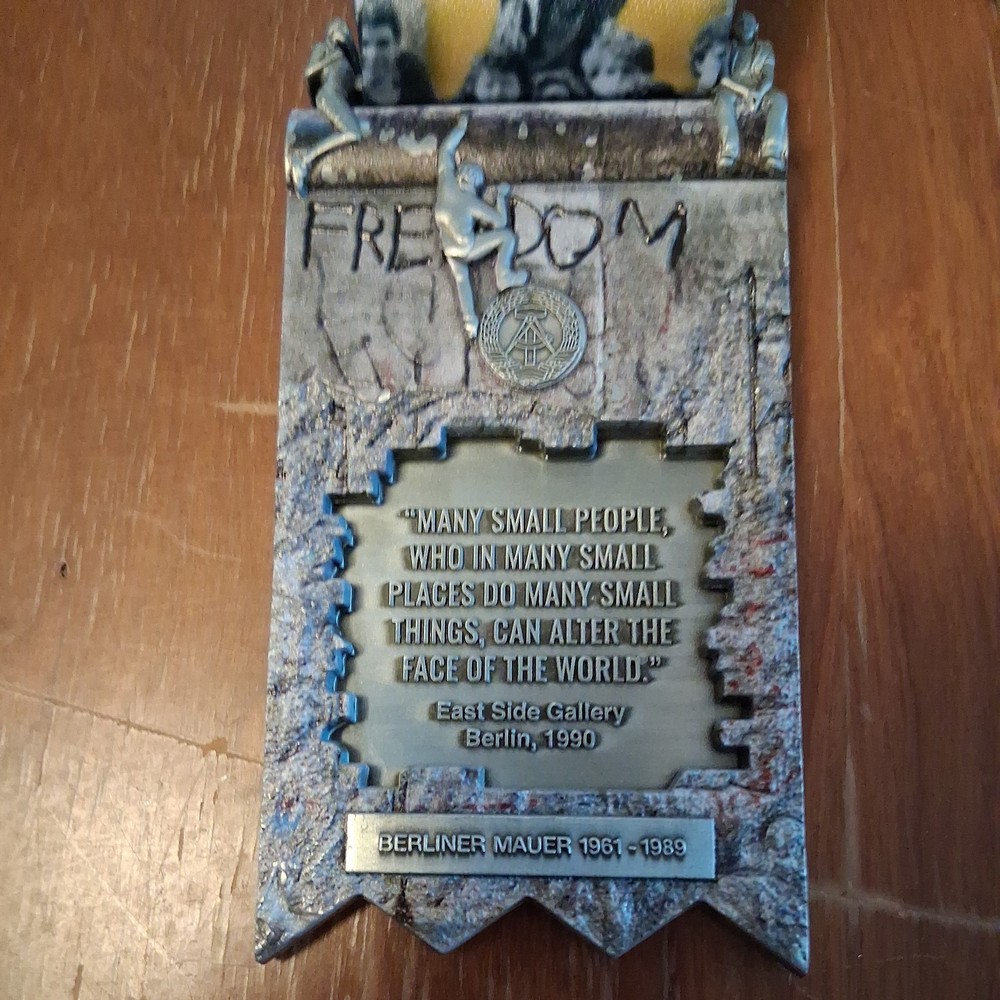 The Conqueror BERLIN WALL Virtual Challenge Running Finisher Medal