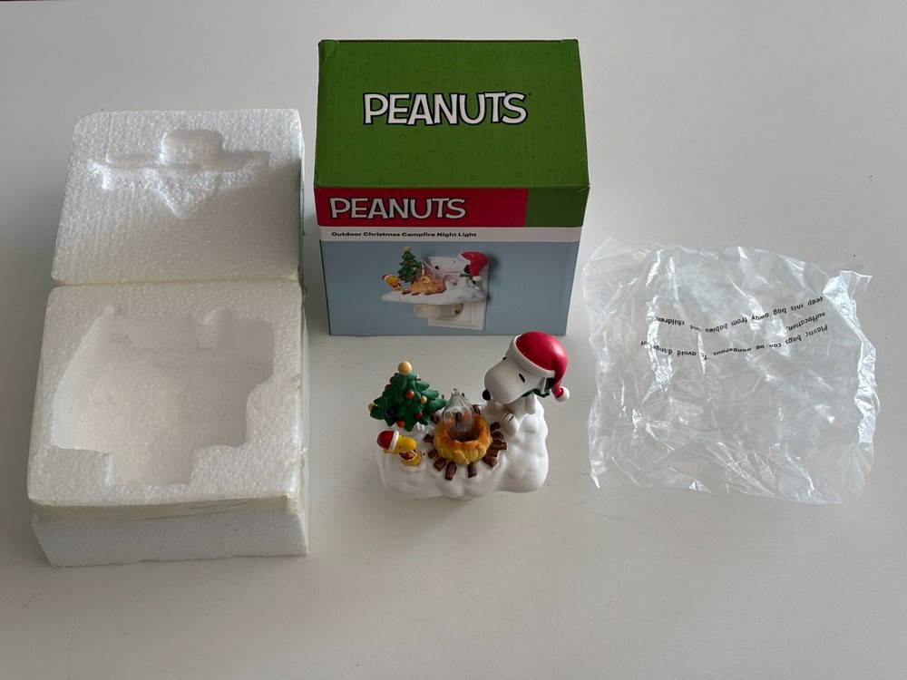 Peanuts Outdoor Campfire Night Light