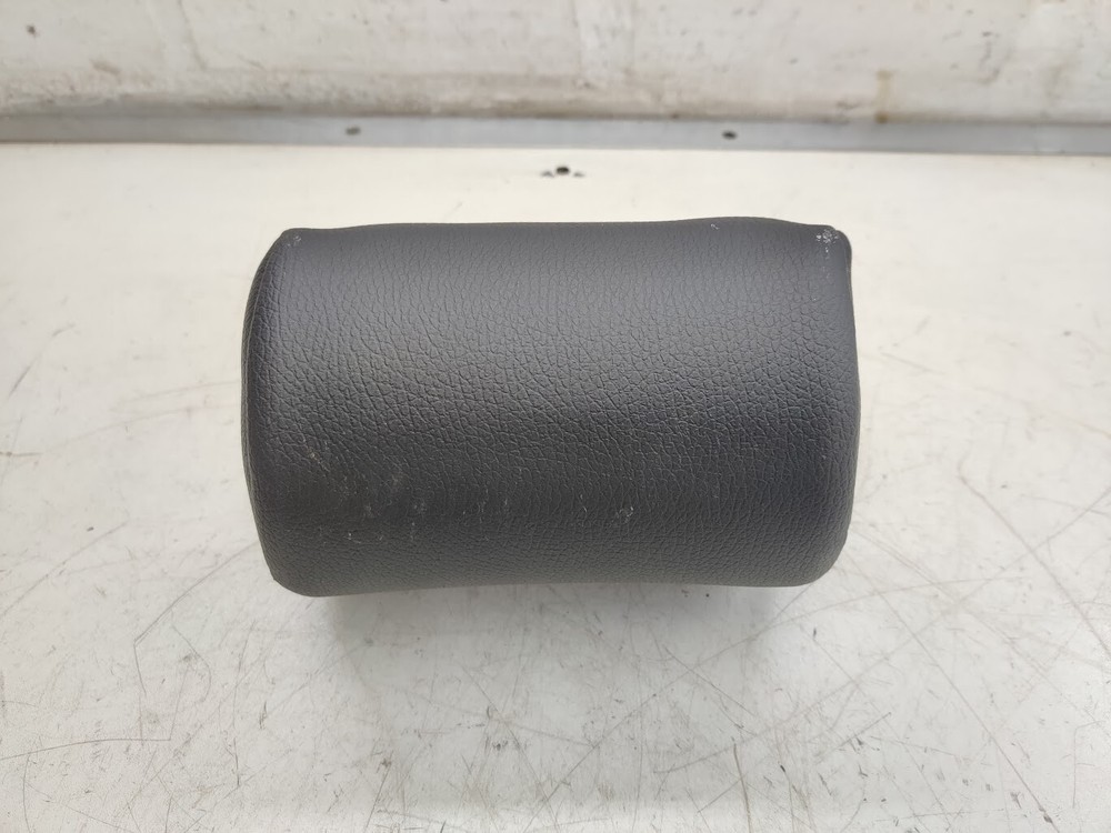 2012 VAUXHALL ANTARA REAR CENTRE LEATHER HEADREST