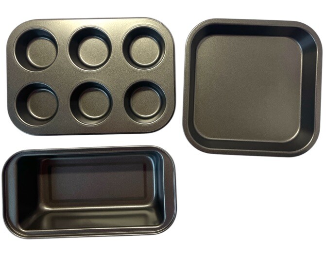 Cookie Sheet, Muffin Pan, Loaf Pan, & 2 More Baking Sheets