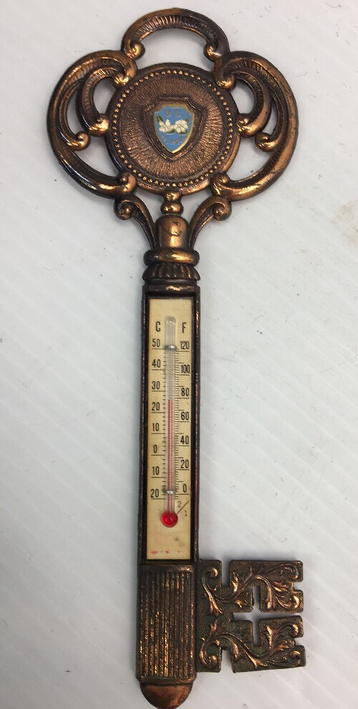 VINTAGE British Columbia AdvertisementThermometer 🌡