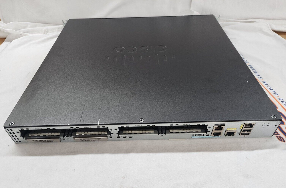 Cisco CISCO2901-DSEC/K9 Integrated Services Router 2901 Data & Sec License