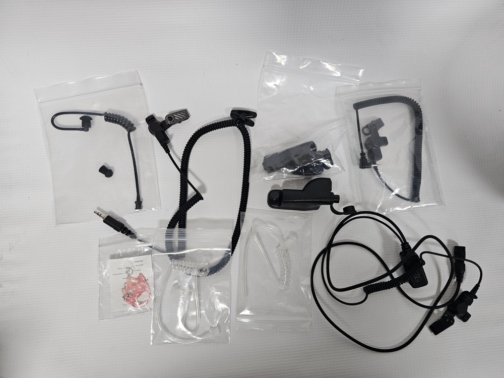 EAR PHONE CONNECTION AUDIO ACCESSORY DEMO KIT