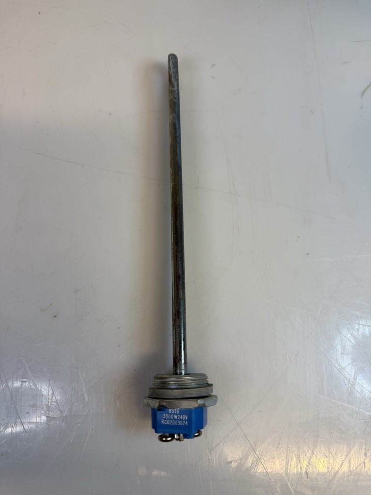 Camco USA 8910 Water Heater Element Screw, 240 V, 3000 W QTY X1 READ INFO!!