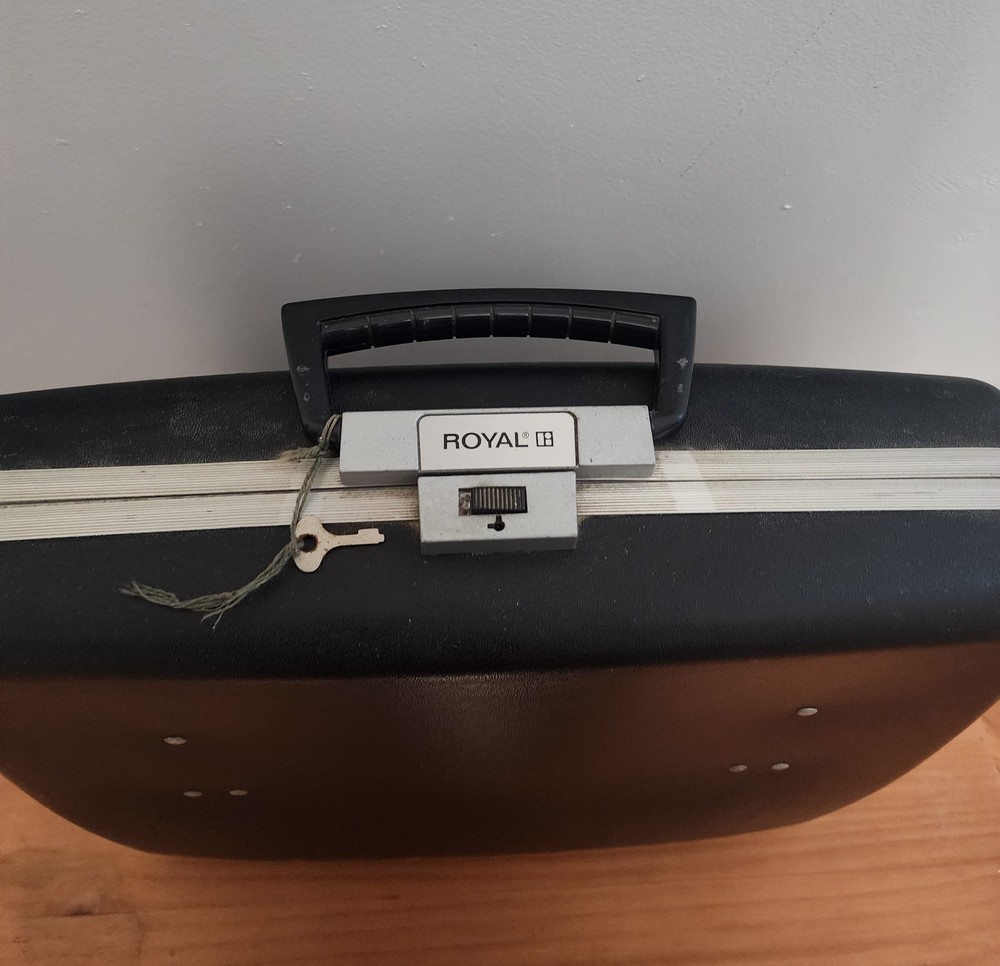 Royal Custom III Red & Tan Typewriter With Original Case, Key, & Instructions