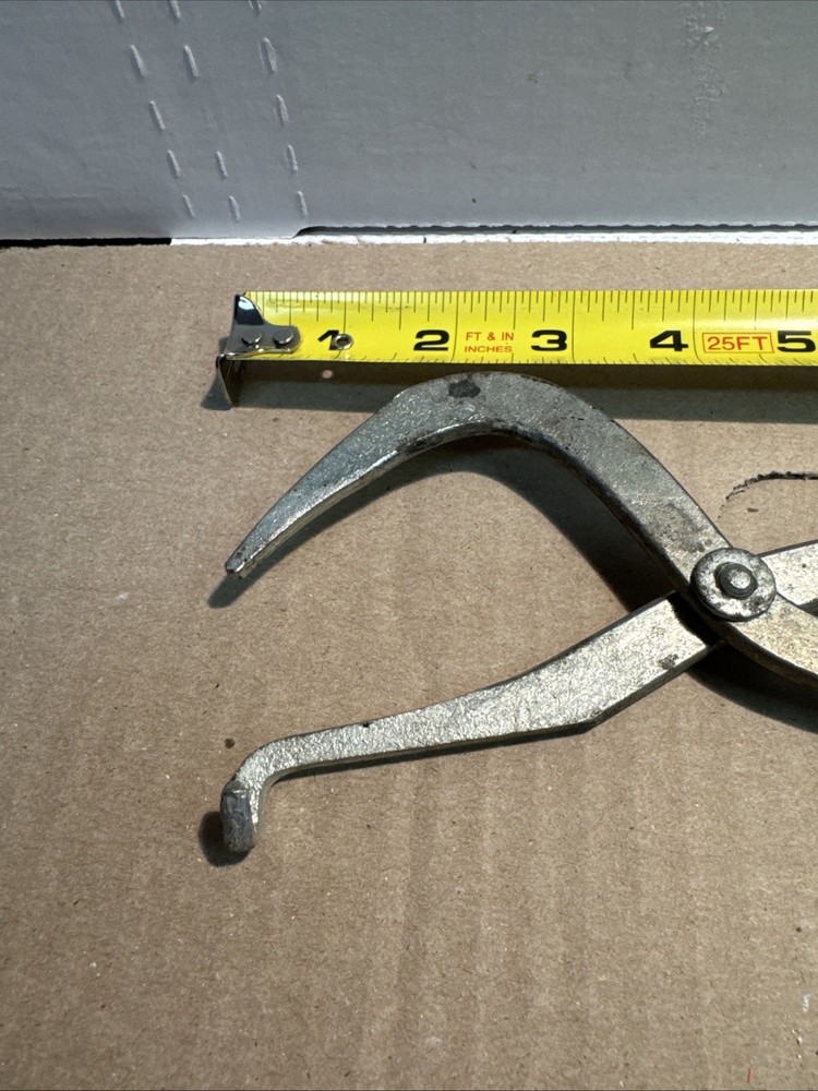 Vintage Drum Brake Hand Tool