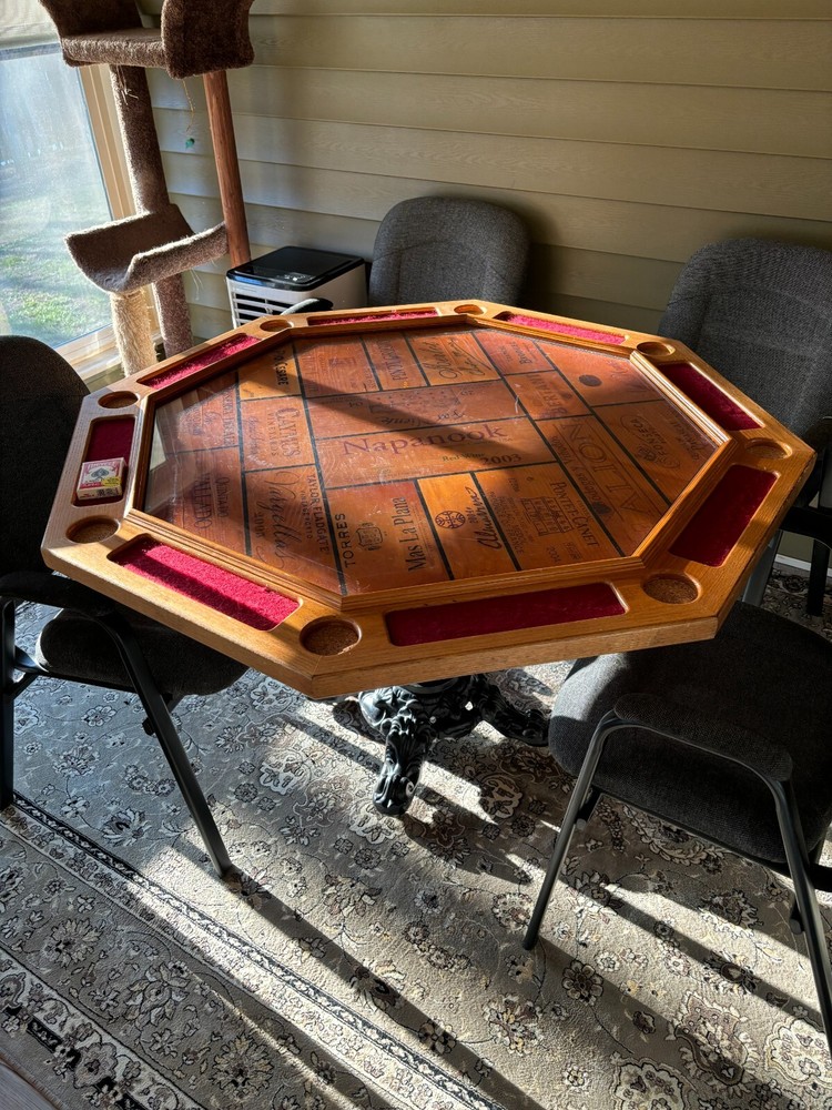 POKER TABLE WITH CHAIRS