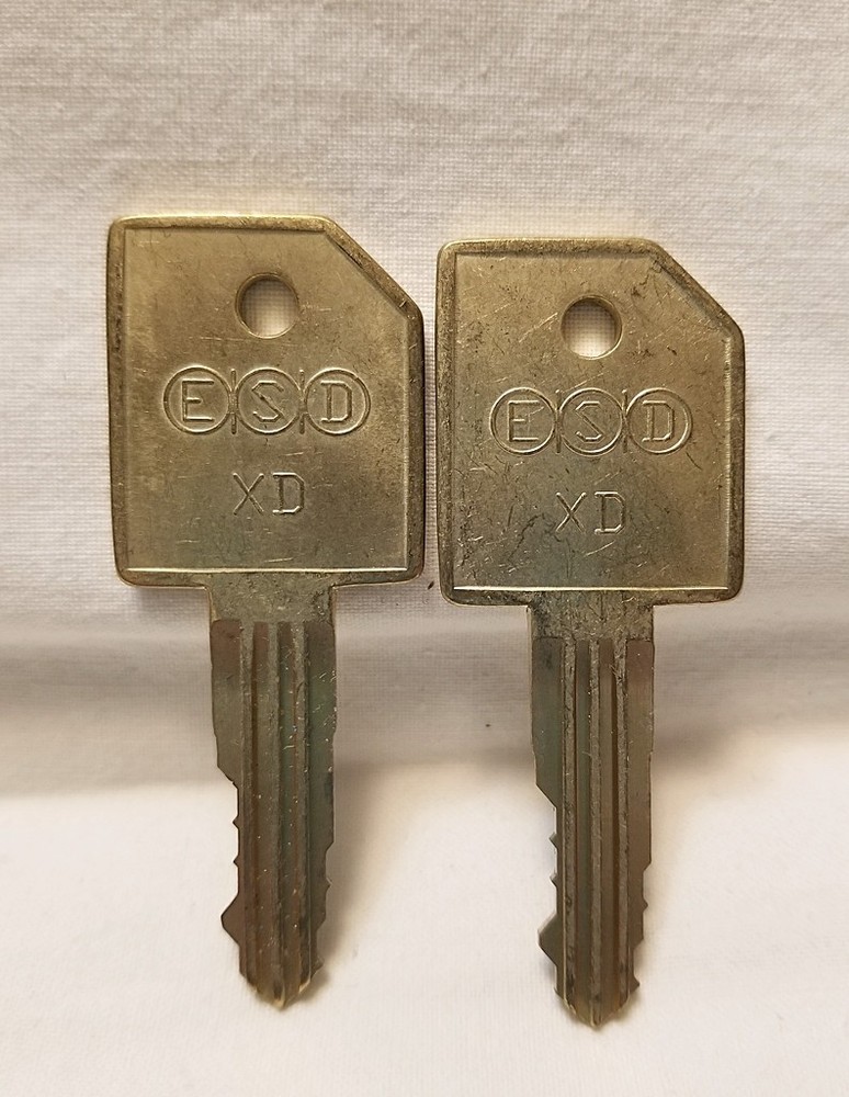 ESD XD Laundry Machine Coin Box and Access Panel Keys - Code 006190 - PAIR