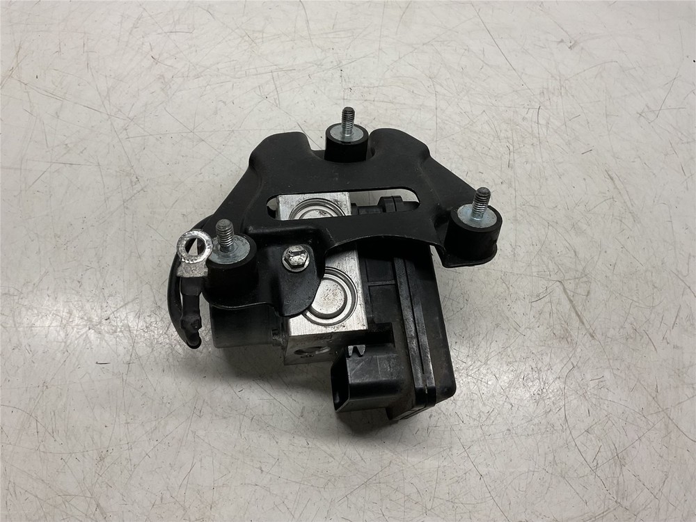 2017 KTM RC 125 ABS Pump & Bracket - 93542031044