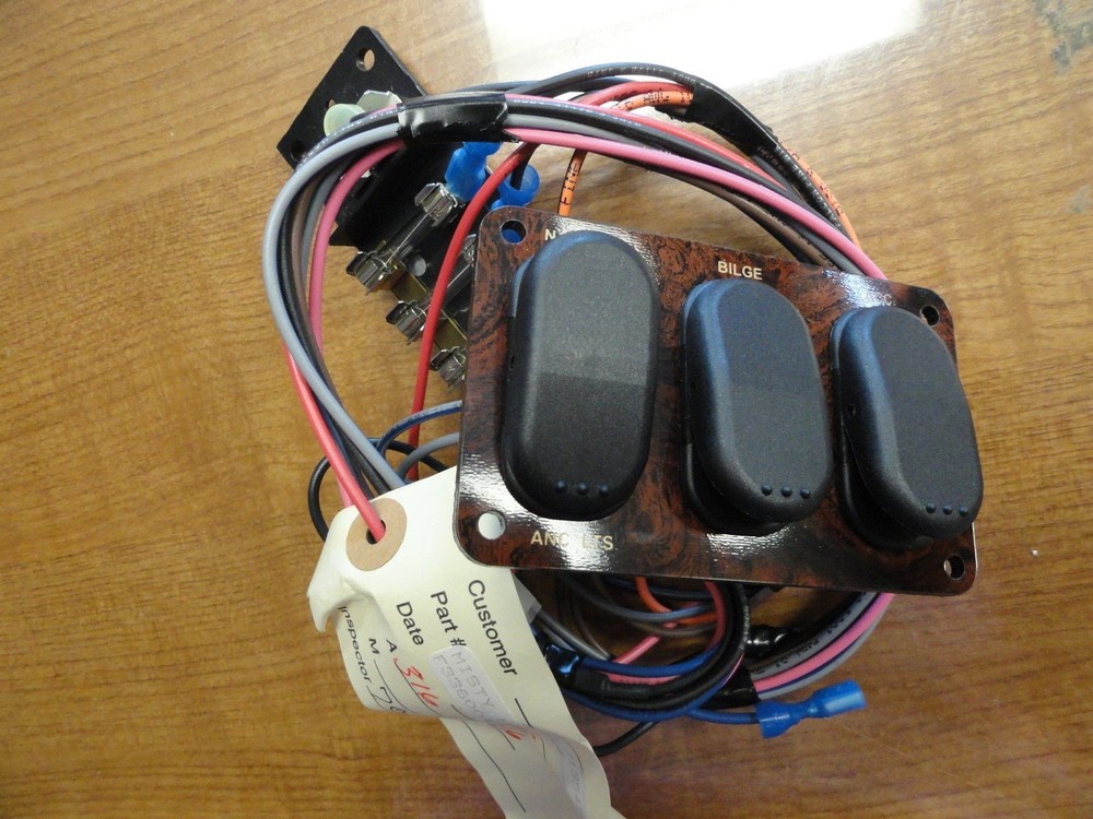 MISTY HARBOR ROCKER SWITCH & FUSE PANEL 4" X 2 1/2" MARINE BOAT