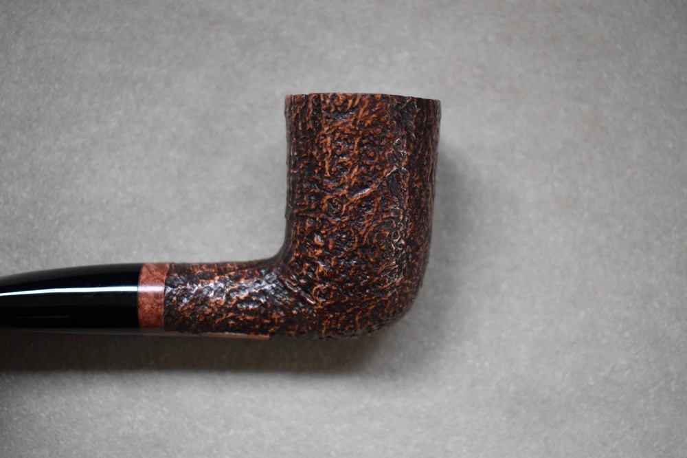 Moretti Pipe Sandblasted Freehand Bird's Eye