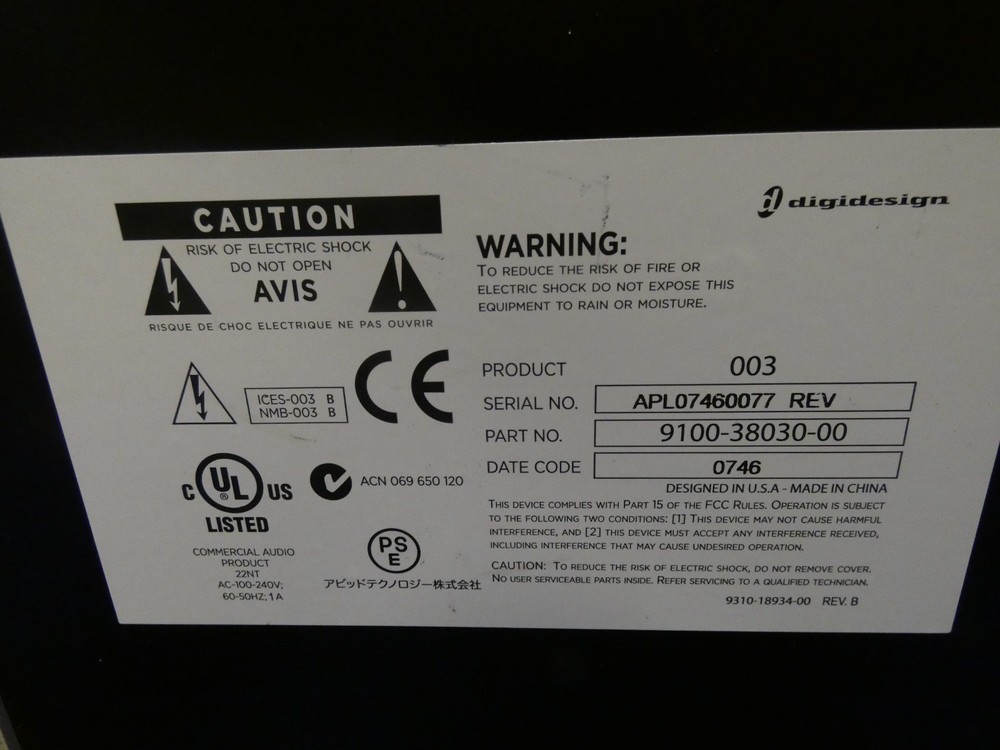 Digidesign 003 (Part # 9100-38030-00) Firewire Audio Interface & Control Surface