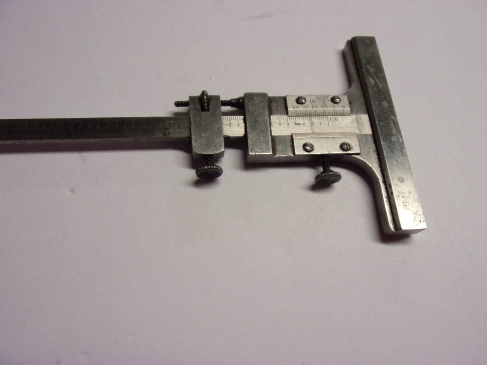 STARRETT #448 Vernier Depth Gage 0-5" used
