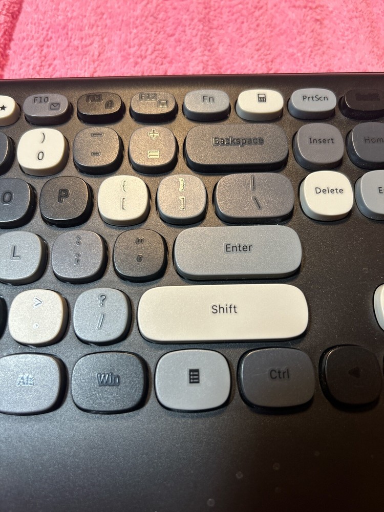 Letton Model V2040 Keyboard