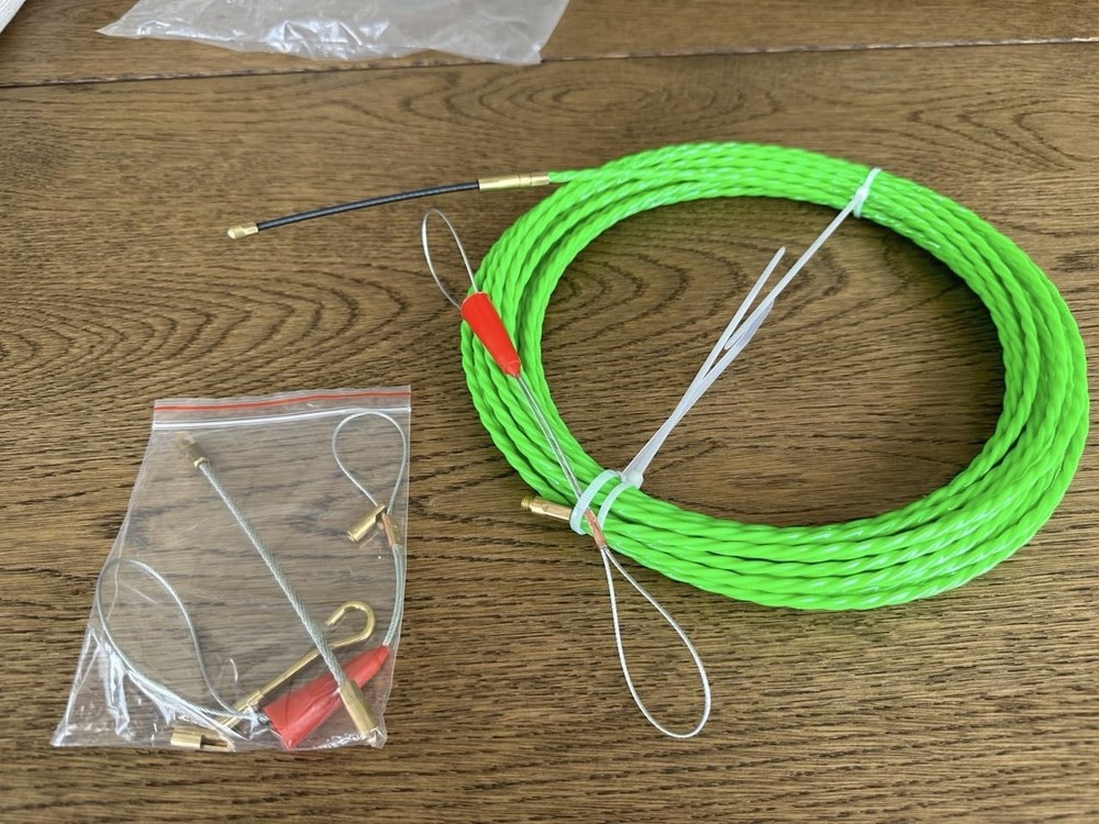 37 FT Fish Tape Wire Puller 5 Adapters Durable Cable Retraction Aid 12m