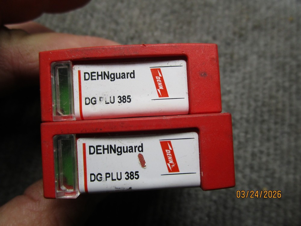 2 DEHNGuard DG PLU385 Protection Module