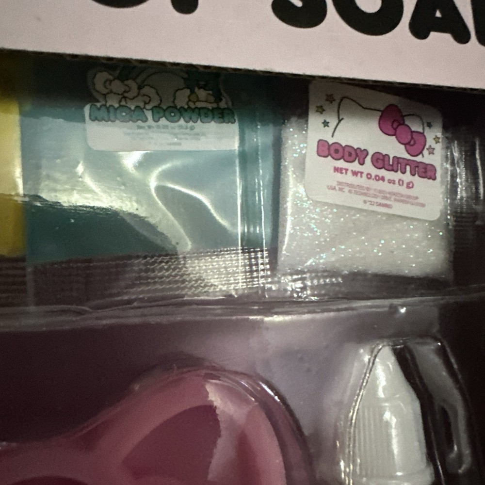 Hello Kitty® Press N' Pop Soap Kit NEW