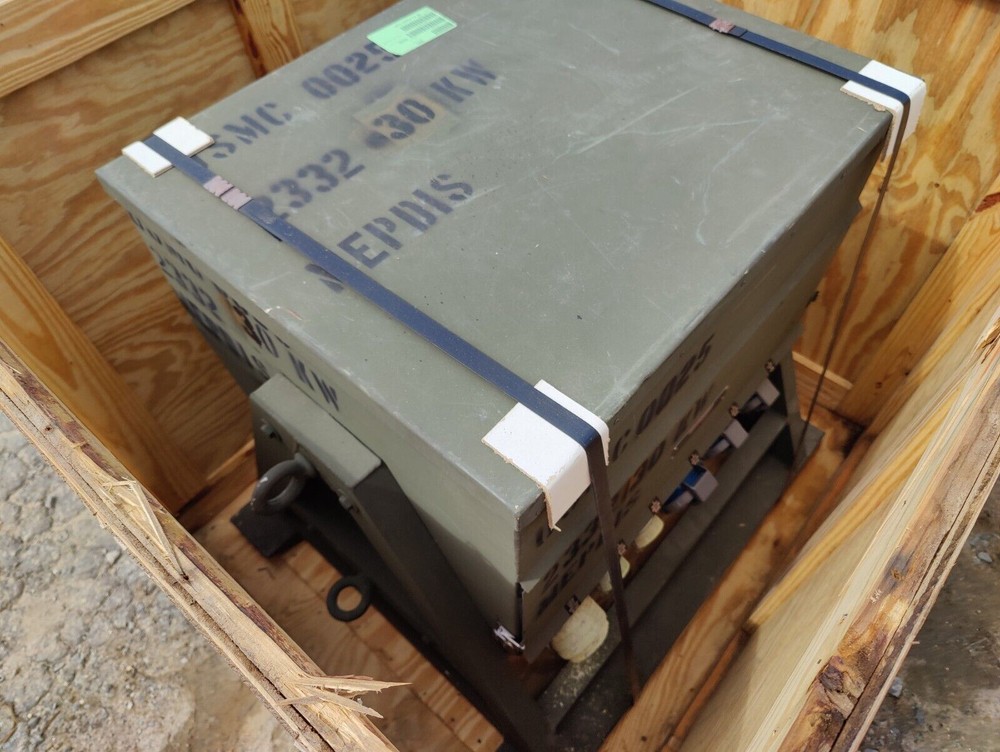 US Generator Distribution System 835024A Mobile Electric Power