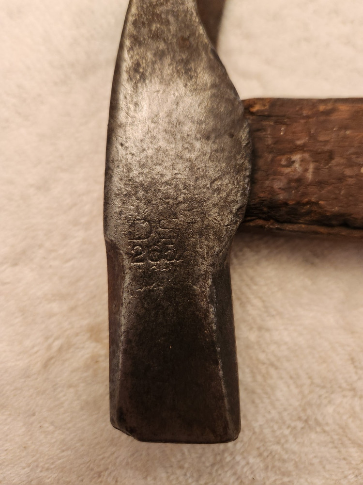Antique vintage CLAW HAMMER strap handle different unusual DSI 265