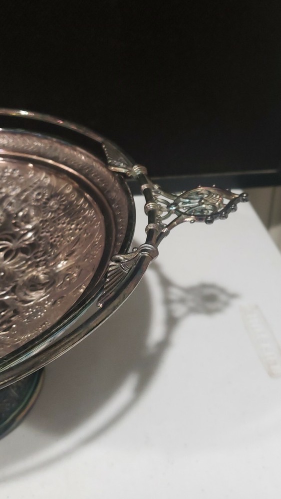 ANTIQUE REED & BARTON BRIDES REPOUSSE FRUIT BASKET SILVER PLATE #3486