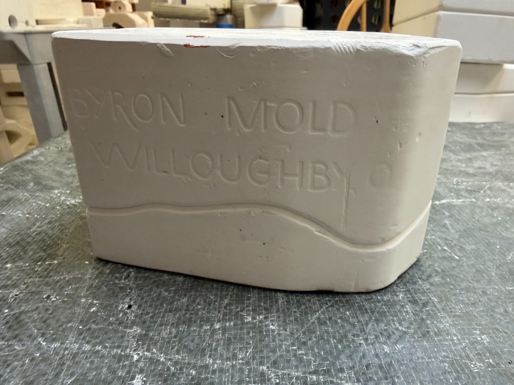 VINTAGE BYRON CERAMIC MOLDS #BH-733 LUMPY THE ELEPHANT