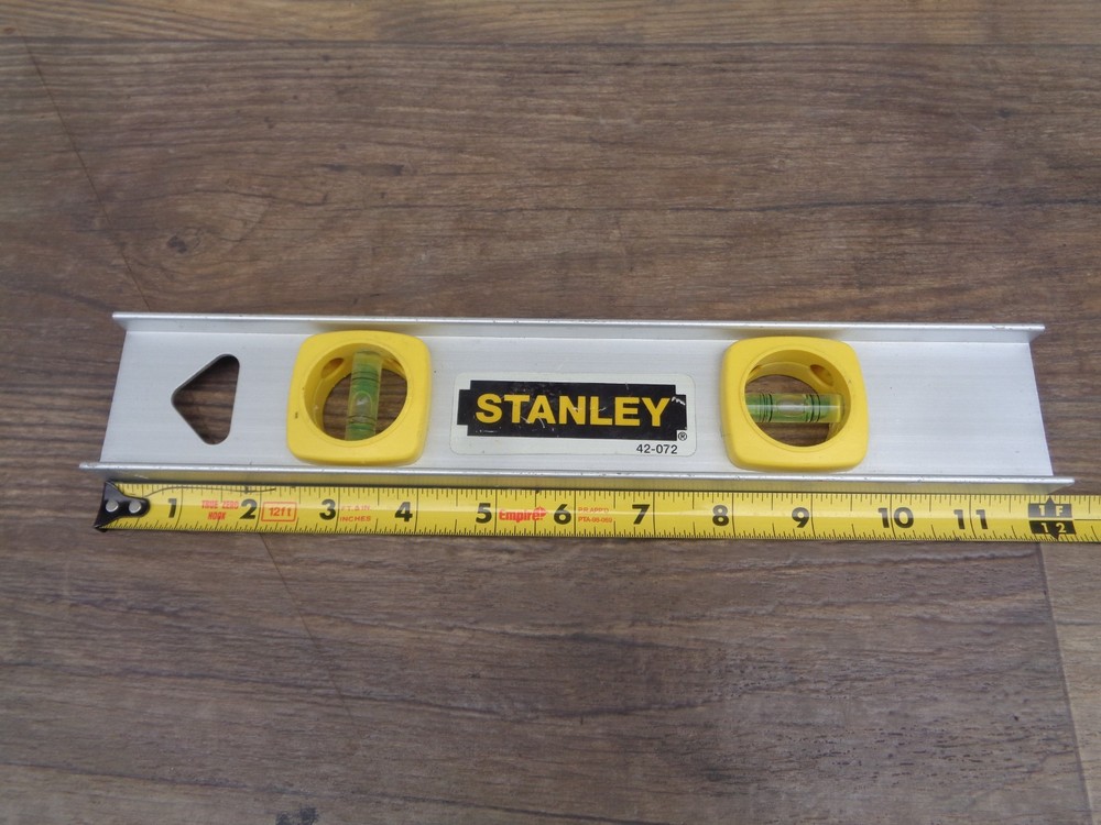Stanley 12 Inch Aluminum Beam Level