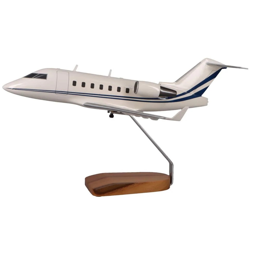 NEW Bombardier Challenger 600 Large Mahogany Model