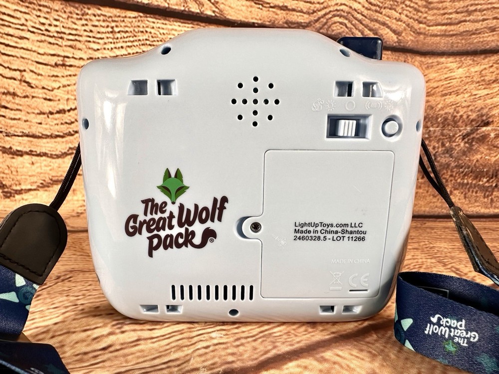 GREAT WOLF LODGE BATTERY BUBBLE Machine Camera Works