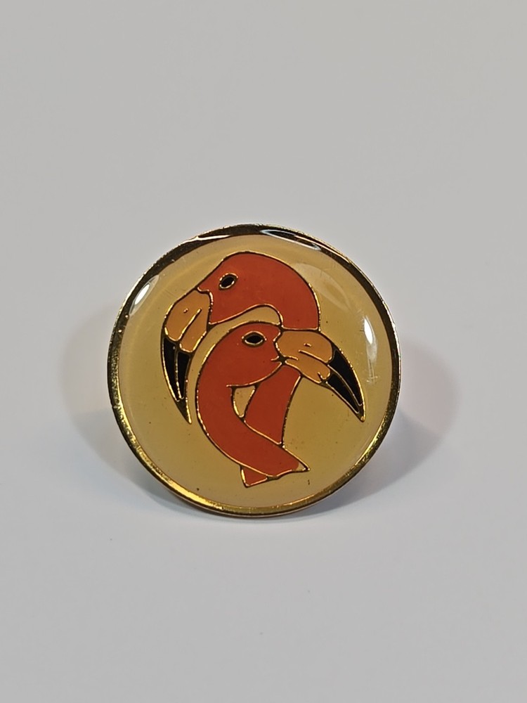Flamingo Heads Lapel Pin Intertwined Necks