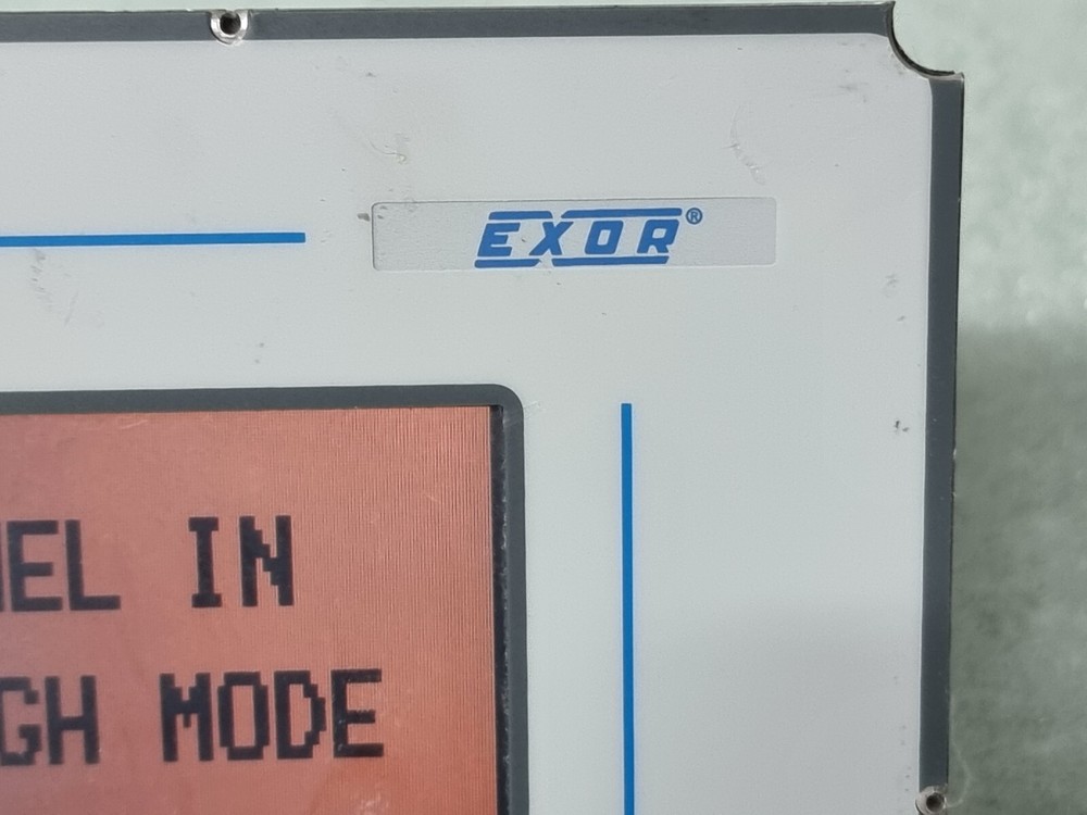 UNIOP ECT-16-0045 Touch screen