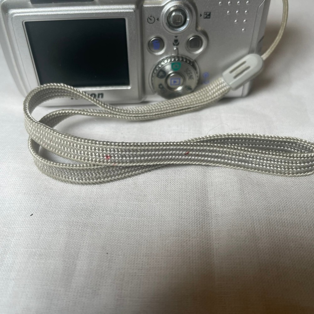 Vintage Nikon Digital Camera Coolpix 3700 3.2MP Silver Tested & Working Boxed