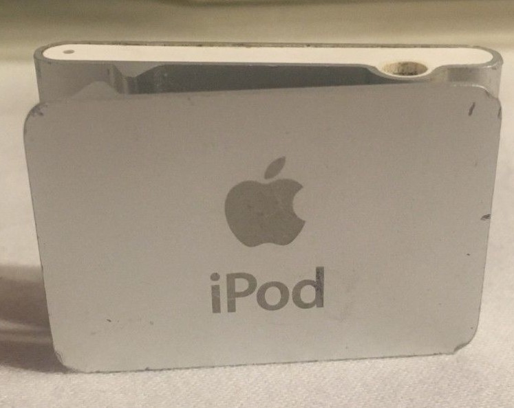 APPLE IPOD 2ND GENERATION SHUFFLE & ACCESSORY KIT CARRY COVERS EXERCISE ARM BAND