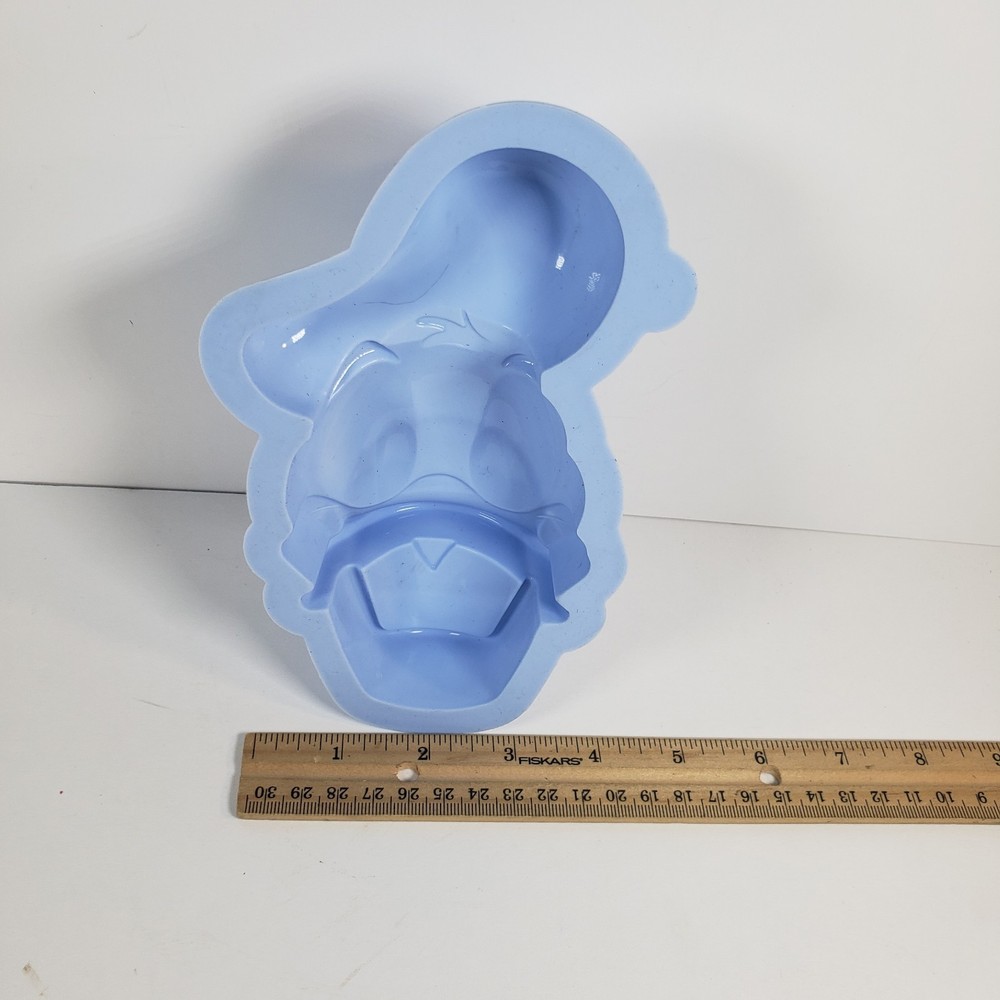 Disney Donald Duck Silicone Baking Mold