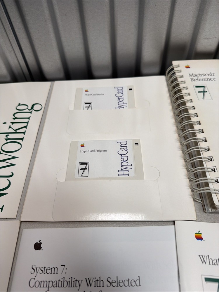 Vintage Mac System 7 Personal Upgrade Kit Apple Software 3.5” Floppy 1991