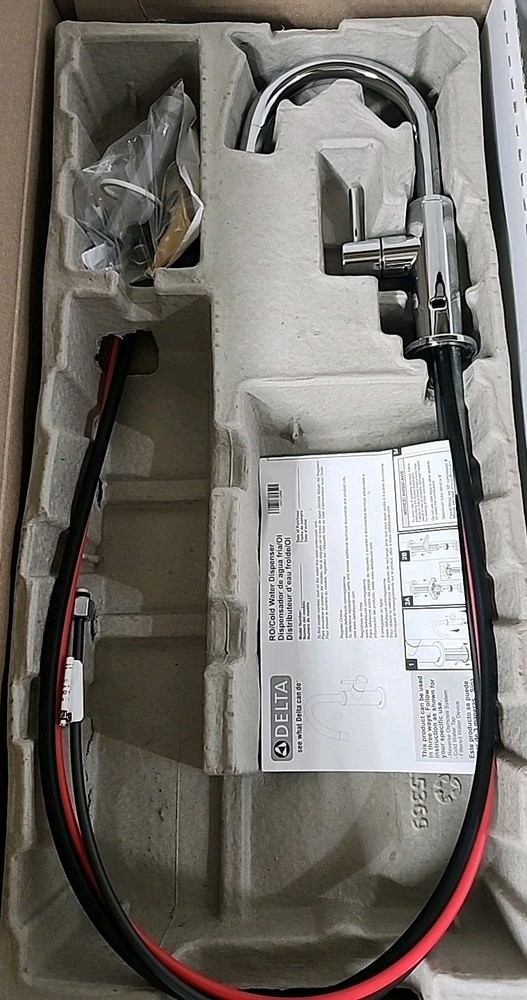 Delta Faucet 1930-DST Beverage Water Dispenser Chrome