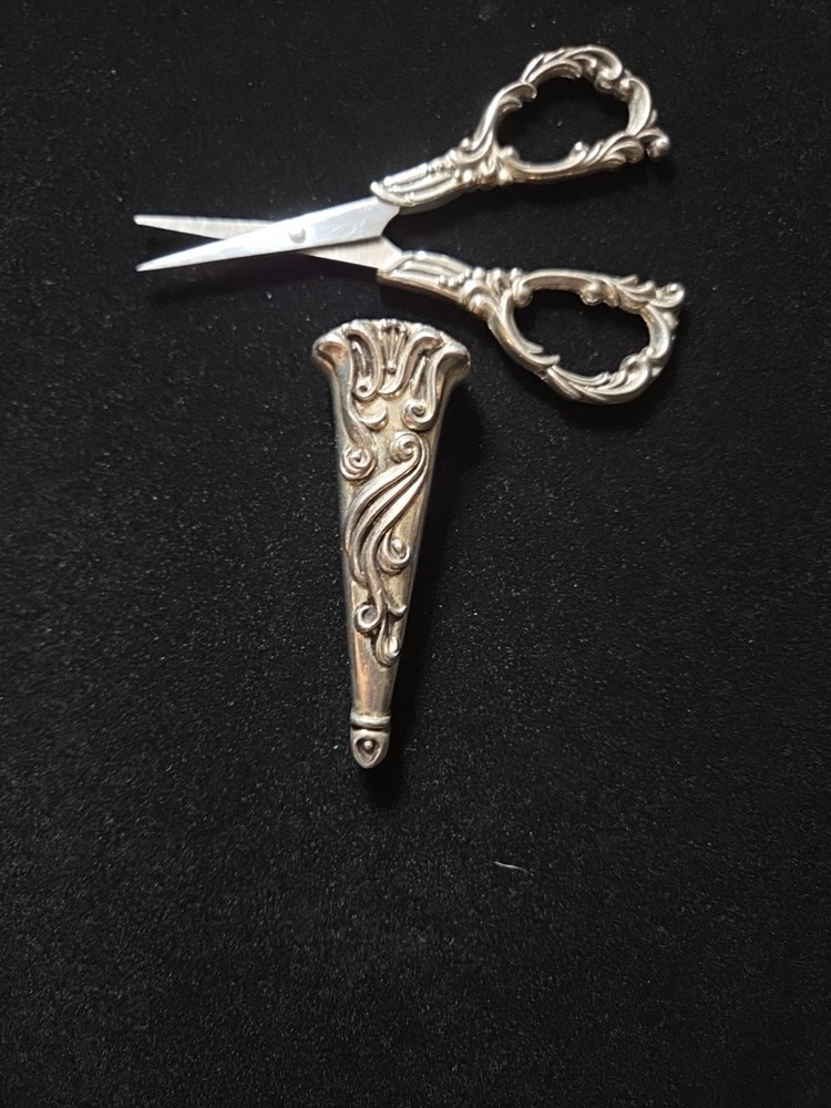Vintage Embroidery Scissors Silver With Case