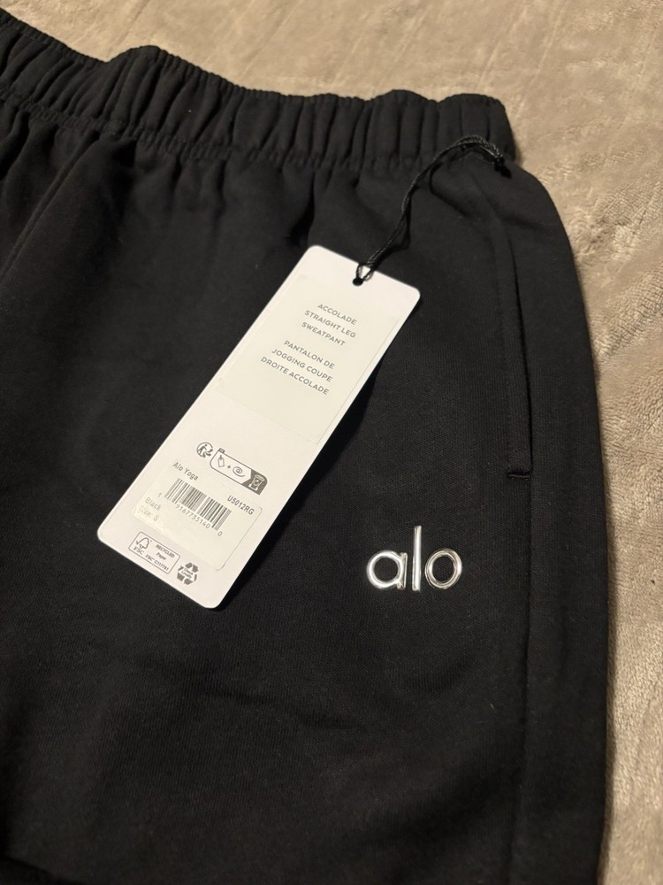 NEW Alo Black Relaxed Sweatpants Size Small 100% Authentic✅