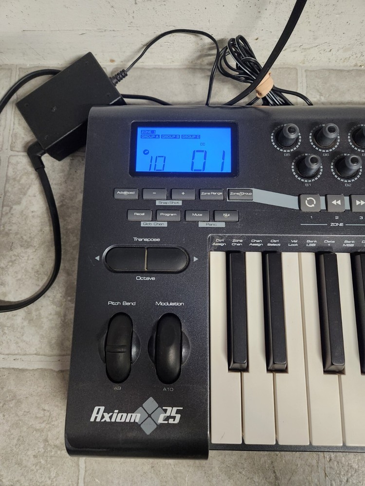 M-Audio AXIOM 25 Key USB MIDI Keyboard Controller