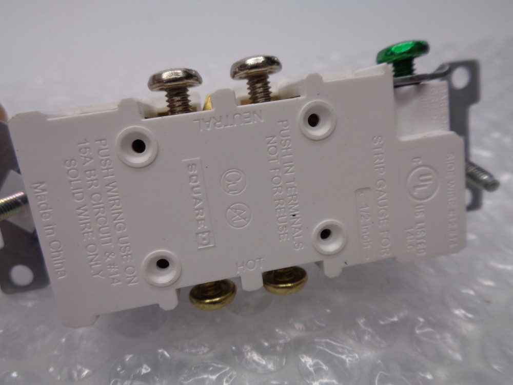 SQUARE D WHITE RECEPTACLE NSNP