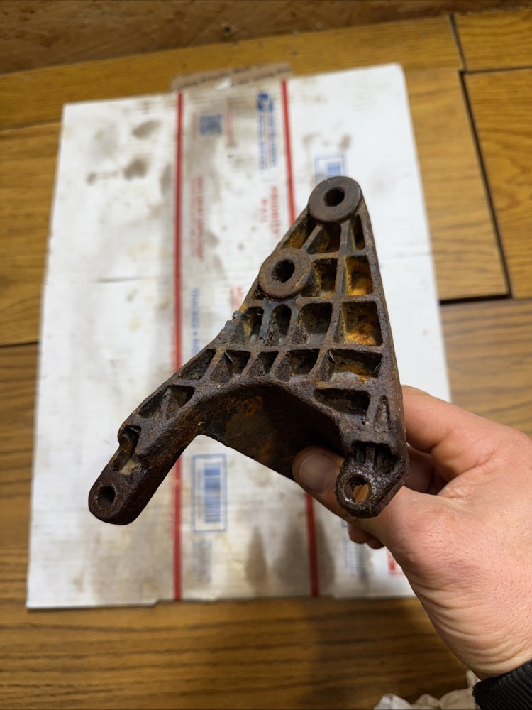 Mercruiser raw water pump mount bracket