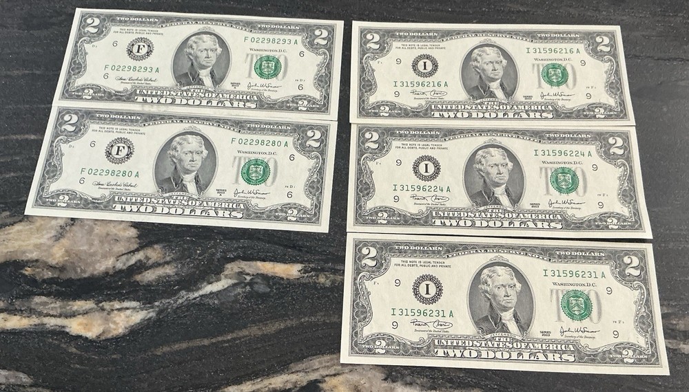 2003 Series $2 Two Dollar Uncirculated Note 2 Are 2003 A. 3 Are 2003
