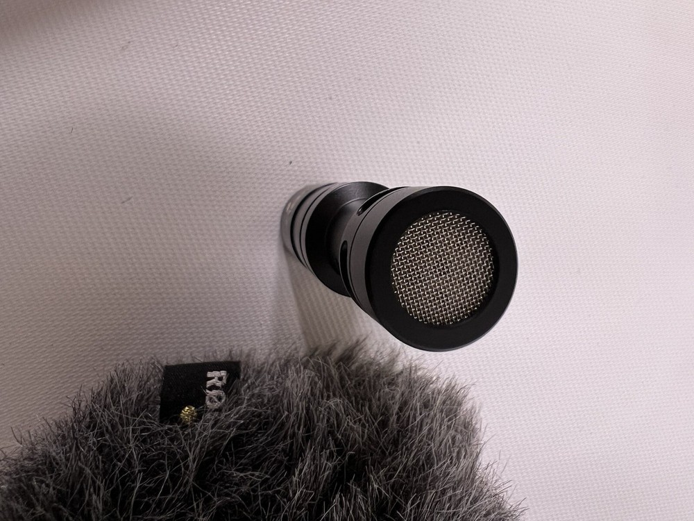 Rode VideoMicro Compact On Camera Microphone