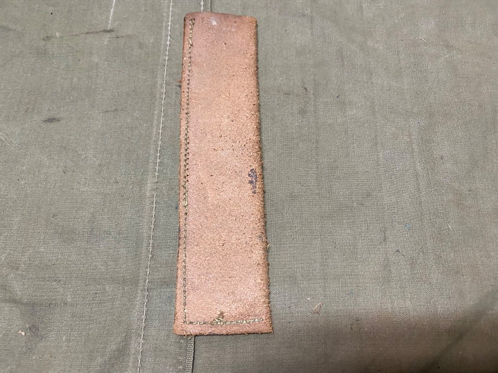 ORIGINAL WWI WWII US ARMY MESS SPOON OR FORK HAVERSACK POUCH LEATHER INSERT