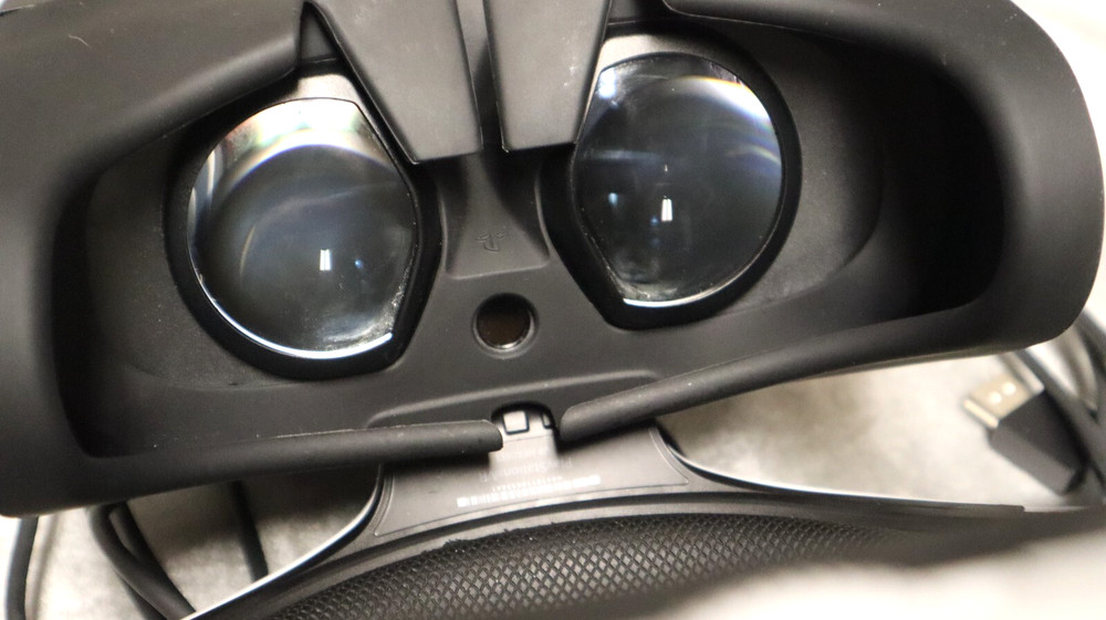 Sony Playstation 4 PS4 VR PSVR Headset and processor unit(NO CAMERA/CONTROLLERS)