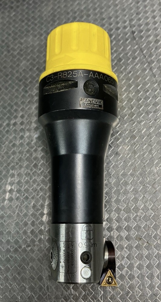 Sandvik fine boring head C3-R825A-AAA065 D23~29